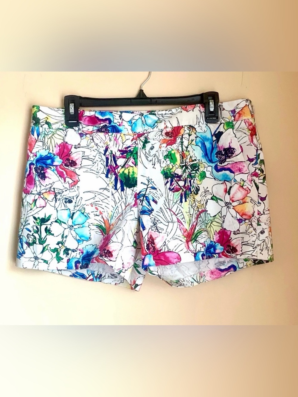 Express White Floral Watercolor Print Shorts
